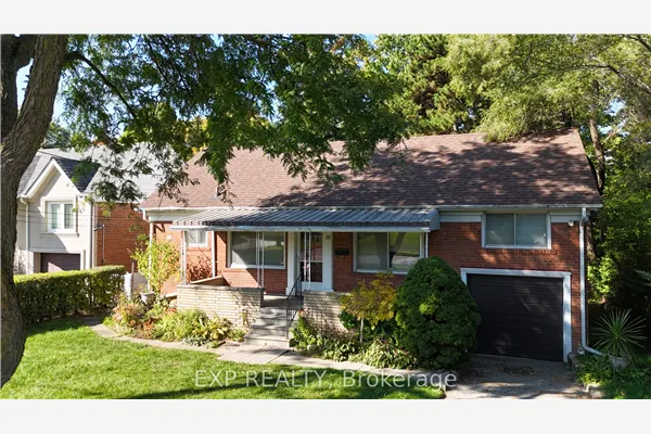 16 King Georges Drive W