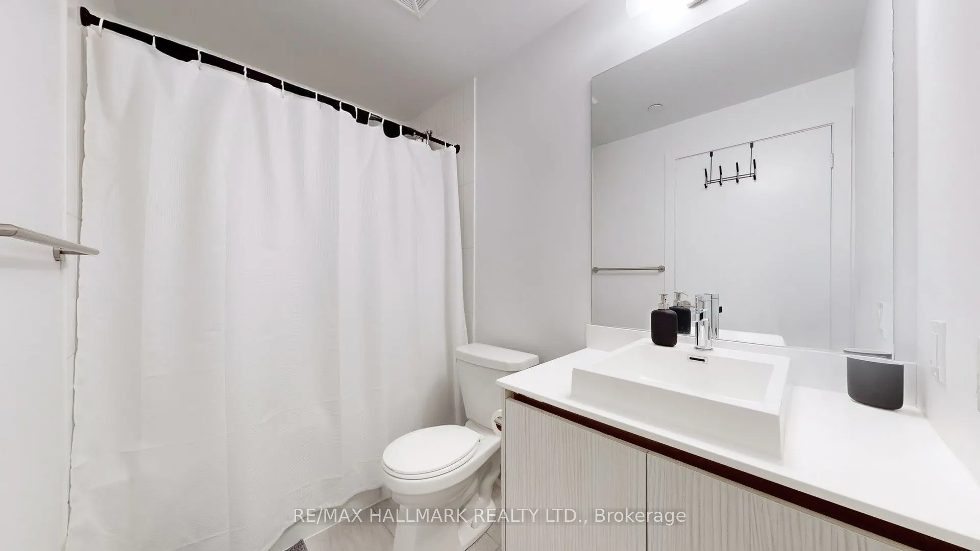 251 Manitoba Street, #1407