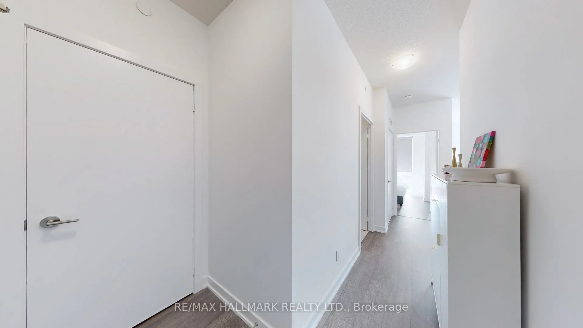 251 Manitoba Street, #1407