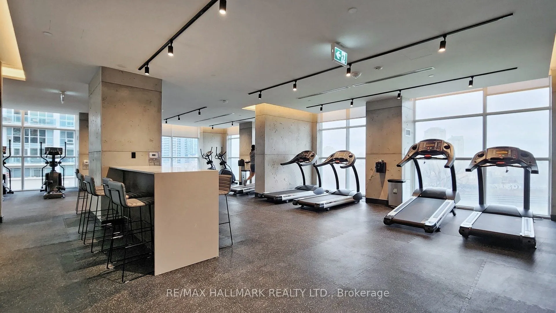 251 Manitoba Street, #1407