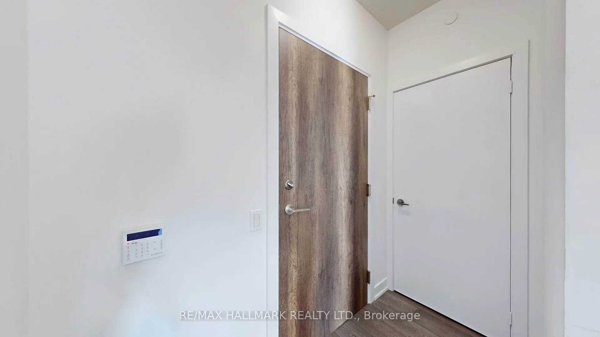 251 Manitoba Street, #1407