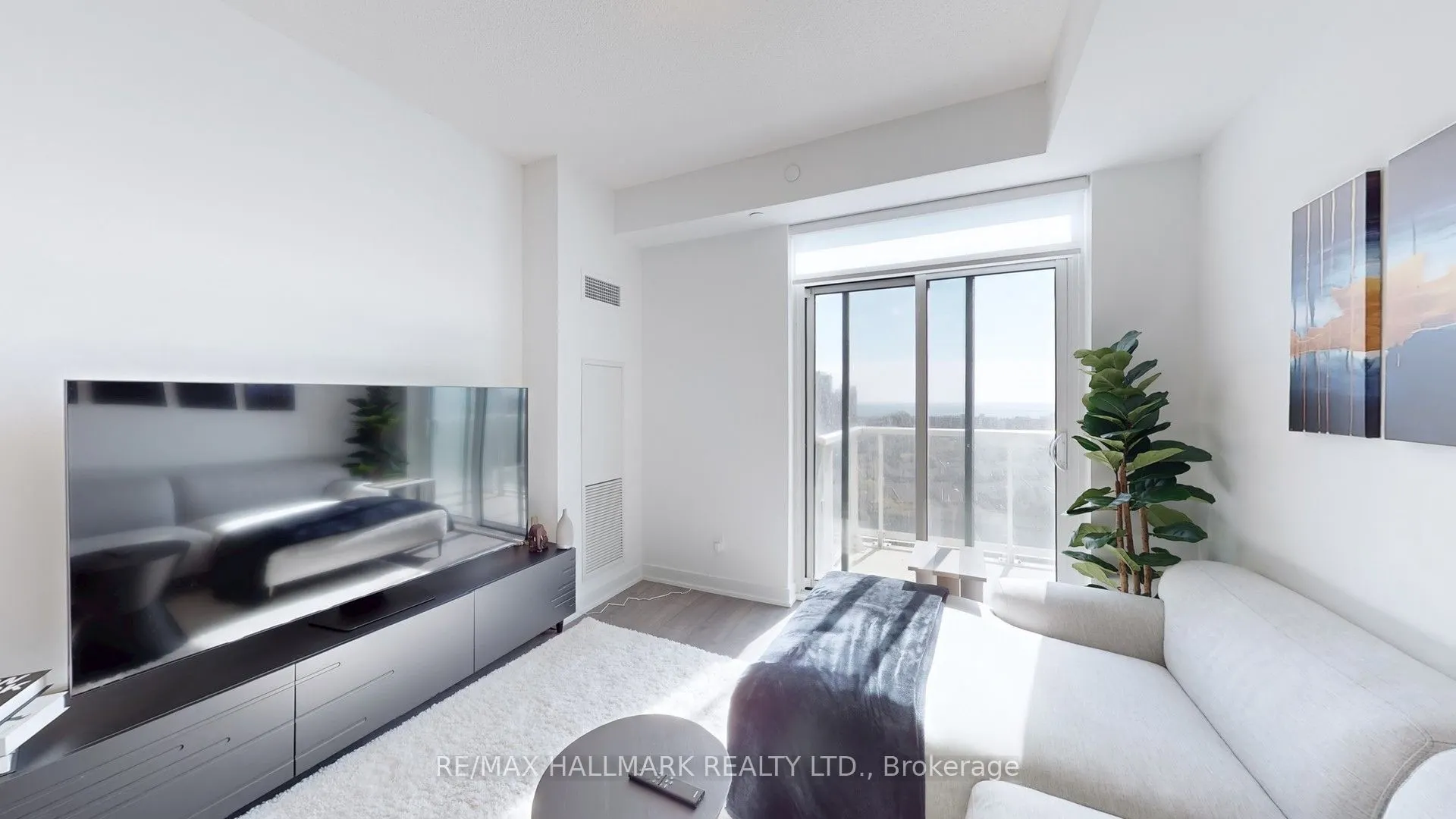 251 Manitoba Street, #1407