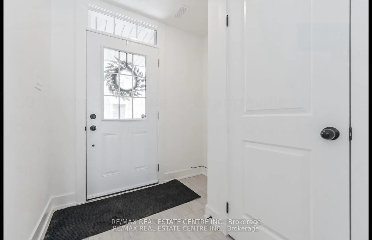 690 Broadway Avenue, #3