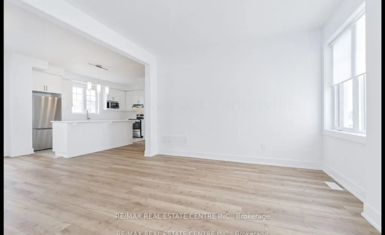 690 Broadway Avenue, #3