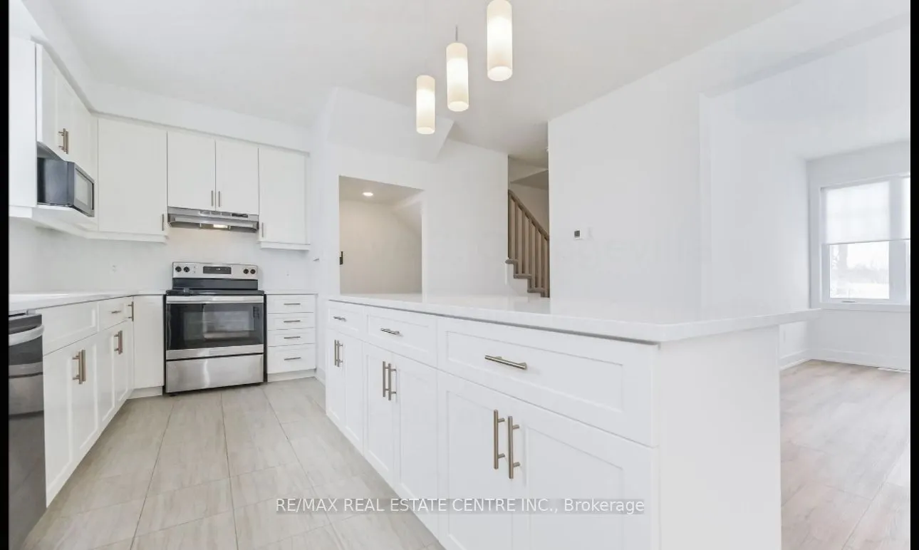 690 Broadway Avenue, #3