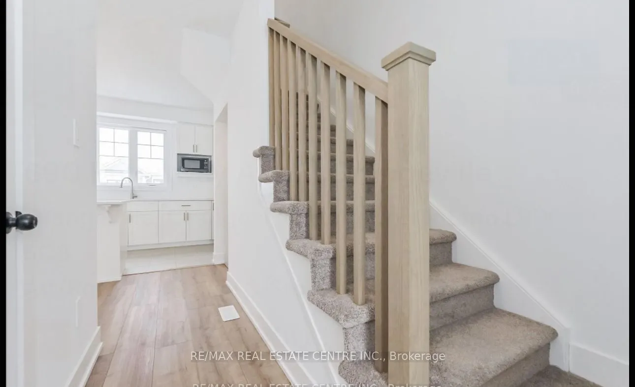 690 Broadway Avenue, #3