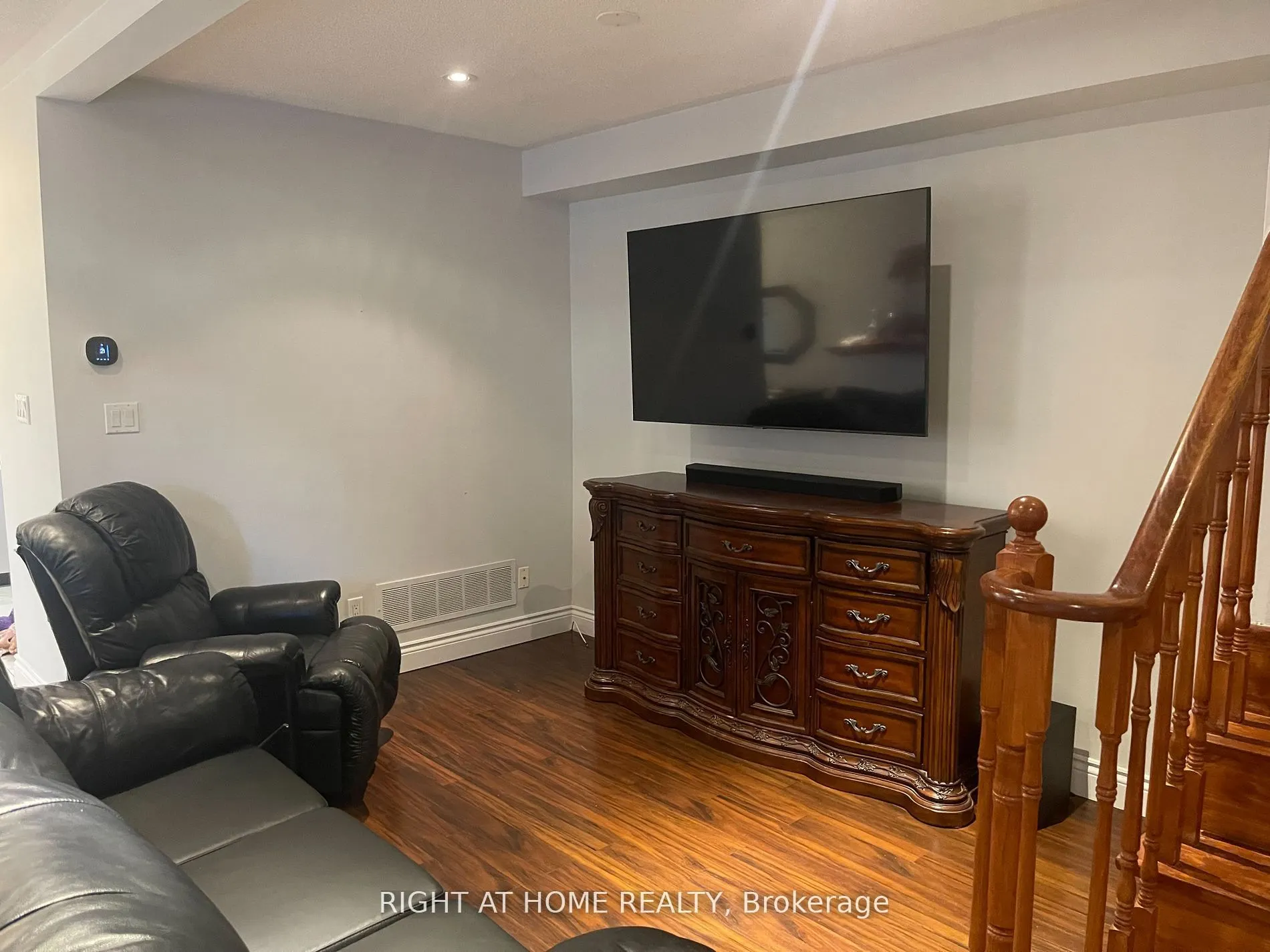 18 Archbury Circle