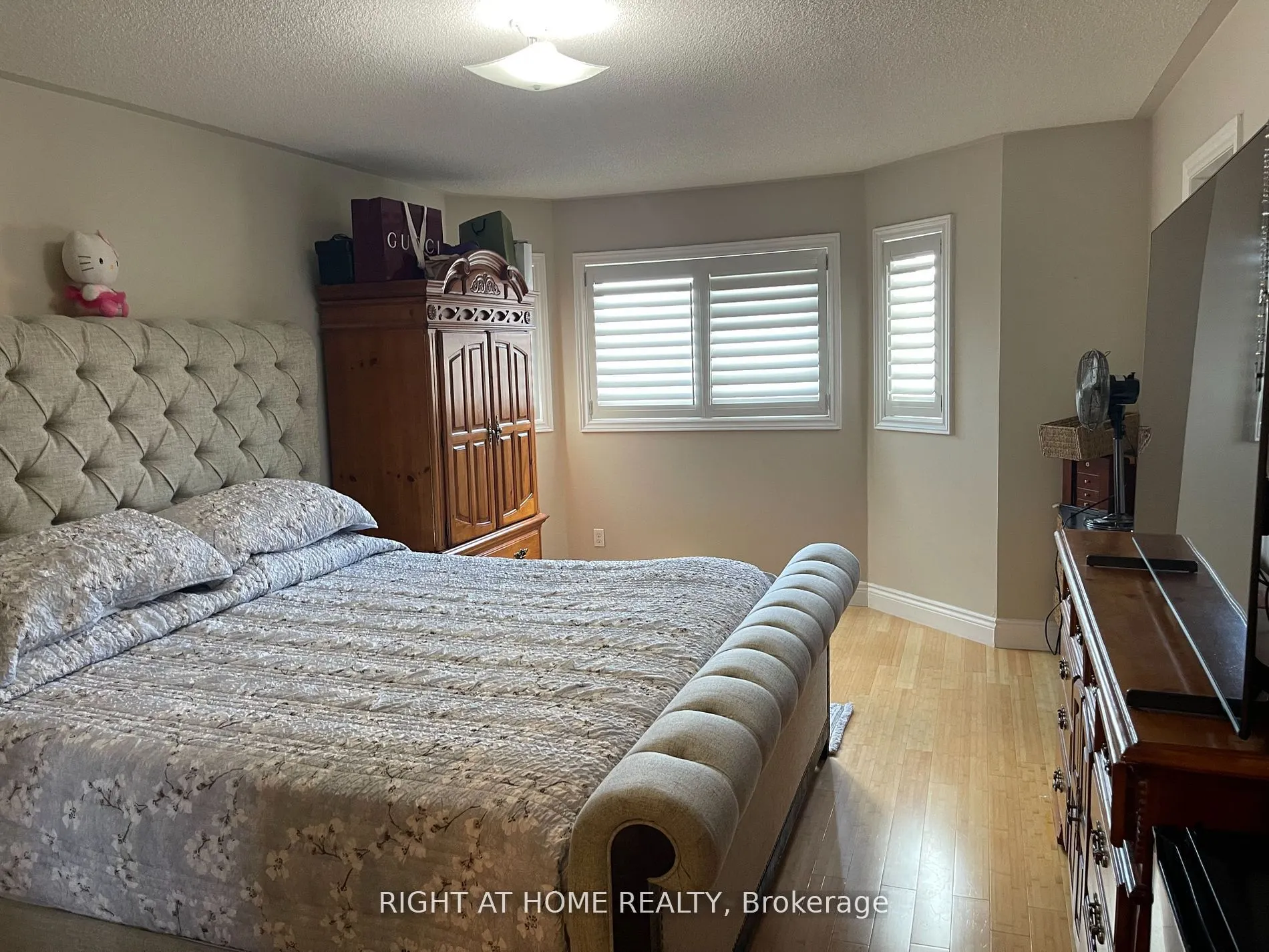 18 Archbury Circle