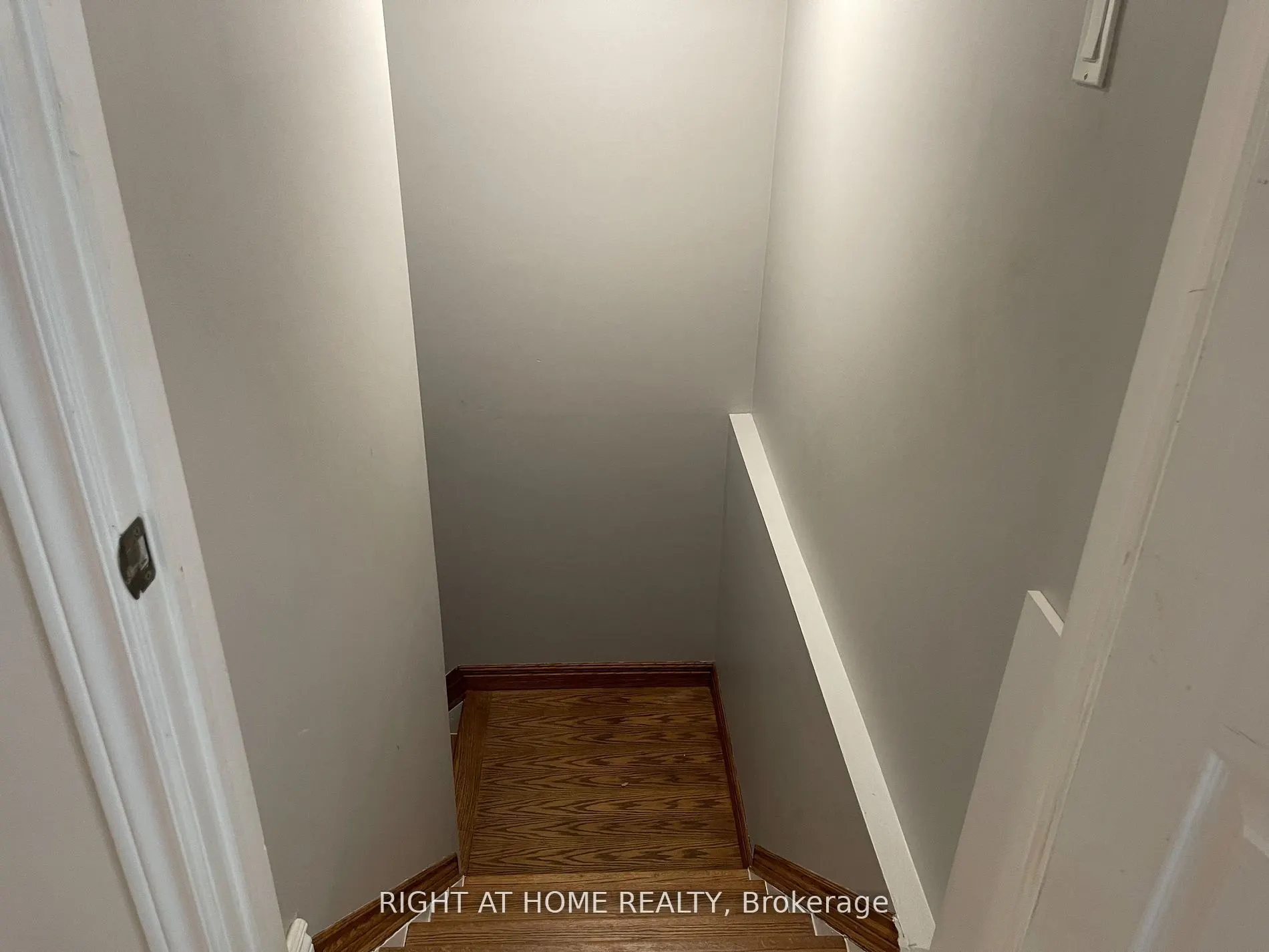18 Archbury Circle