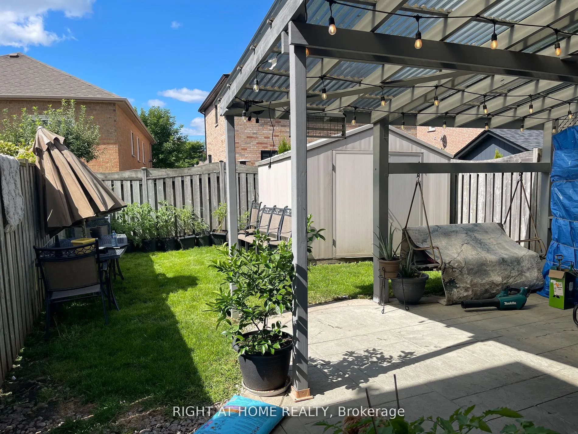 18 Archbury Circle