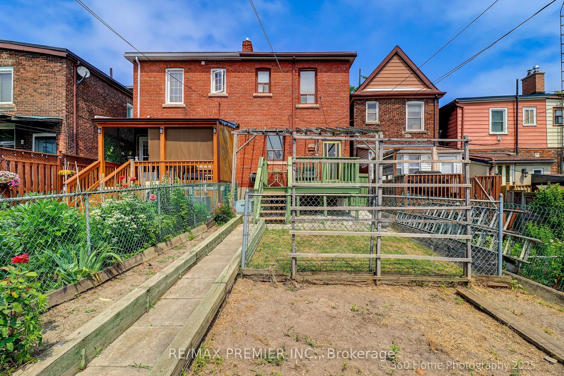 112 Caledonia Road