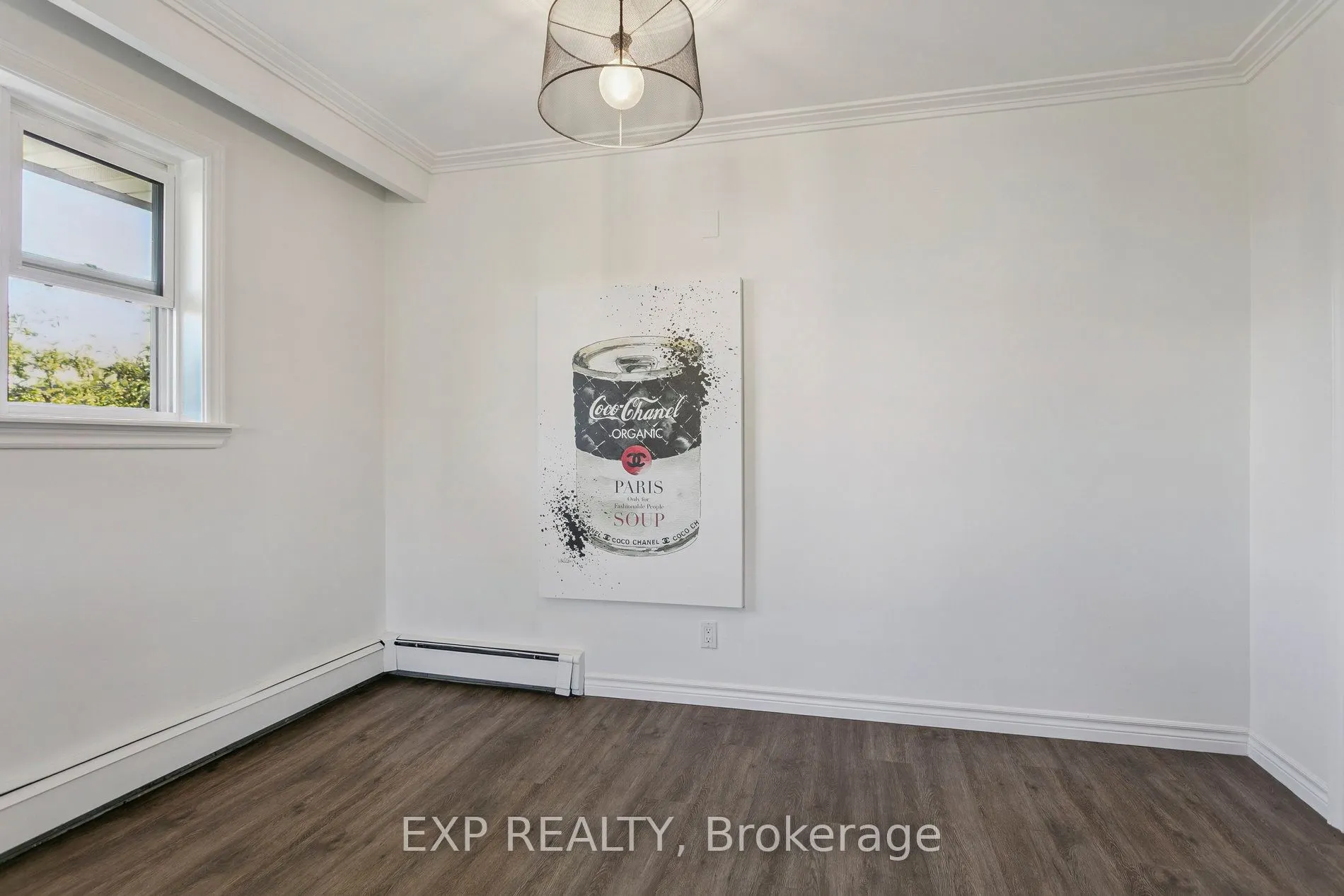 15 Carnation Avenue, #2nd Level