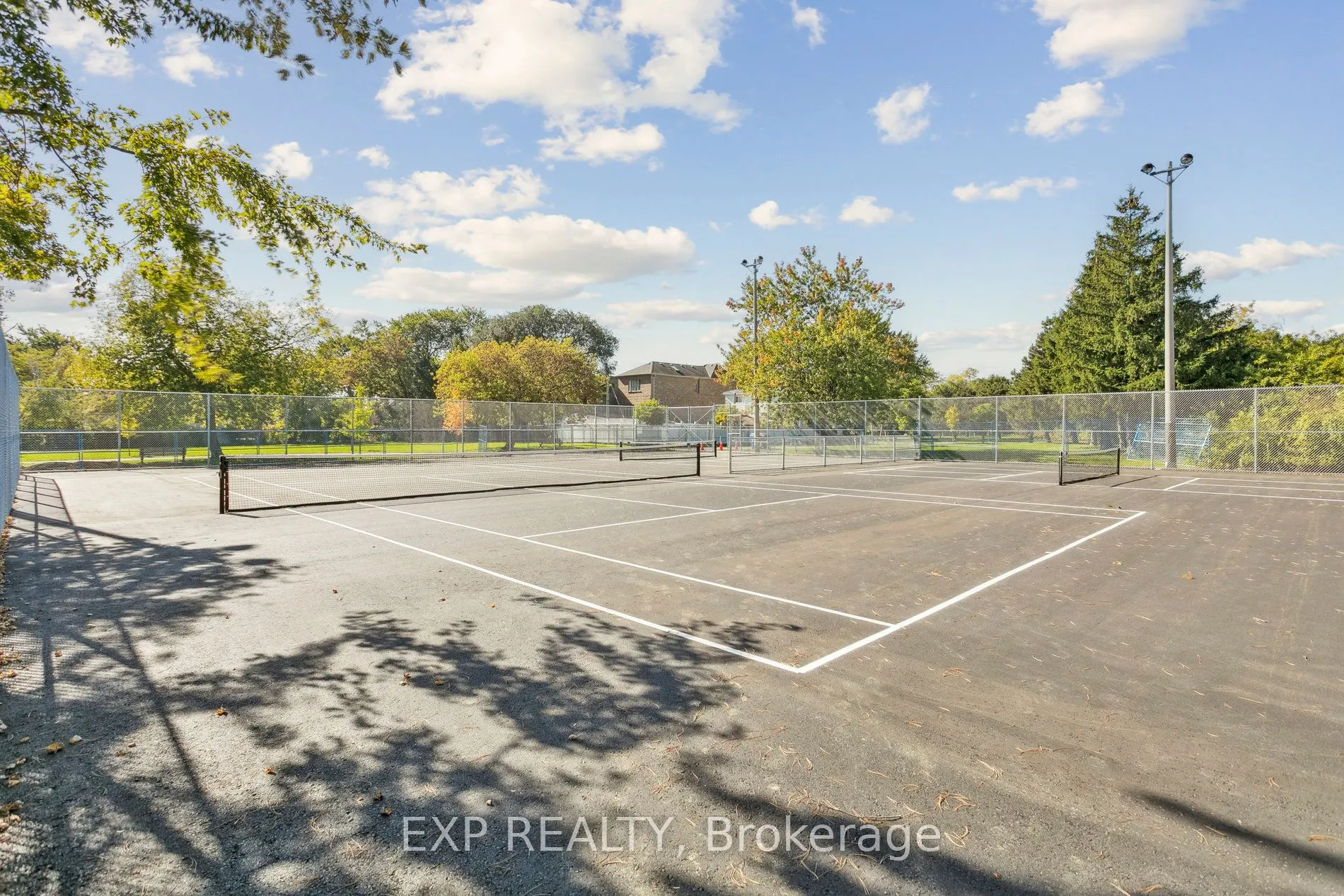 15 Carnation Avenue, #2nd Level