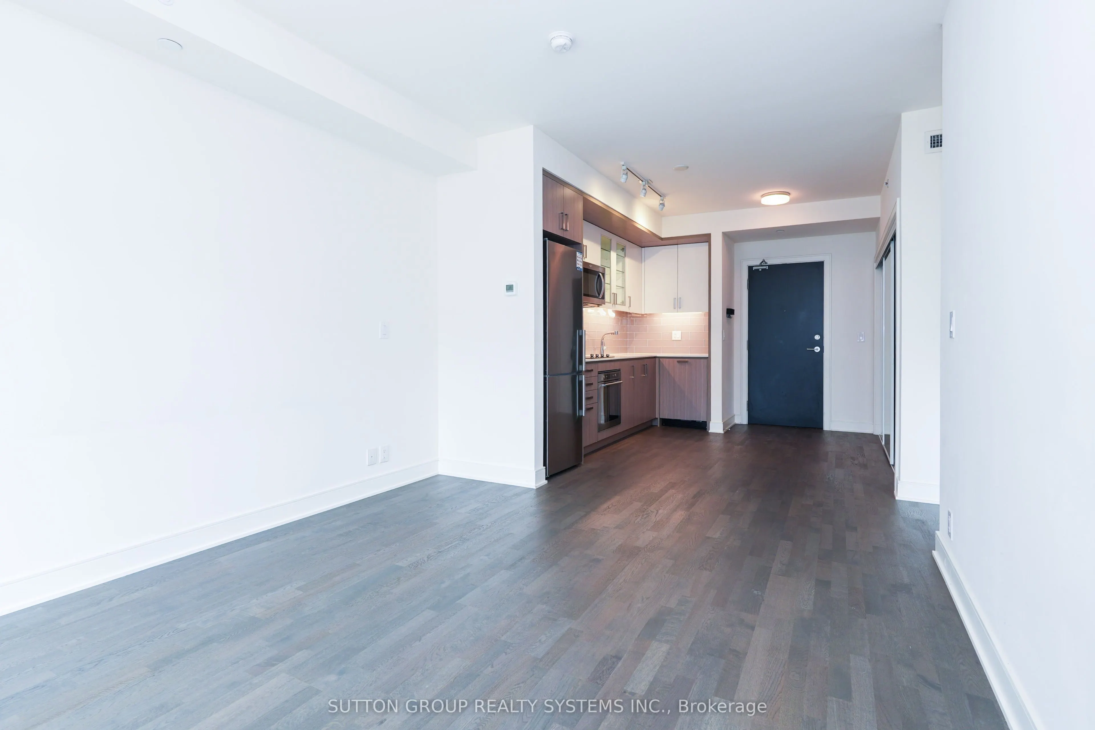 1575 Lakeshore Road, #357