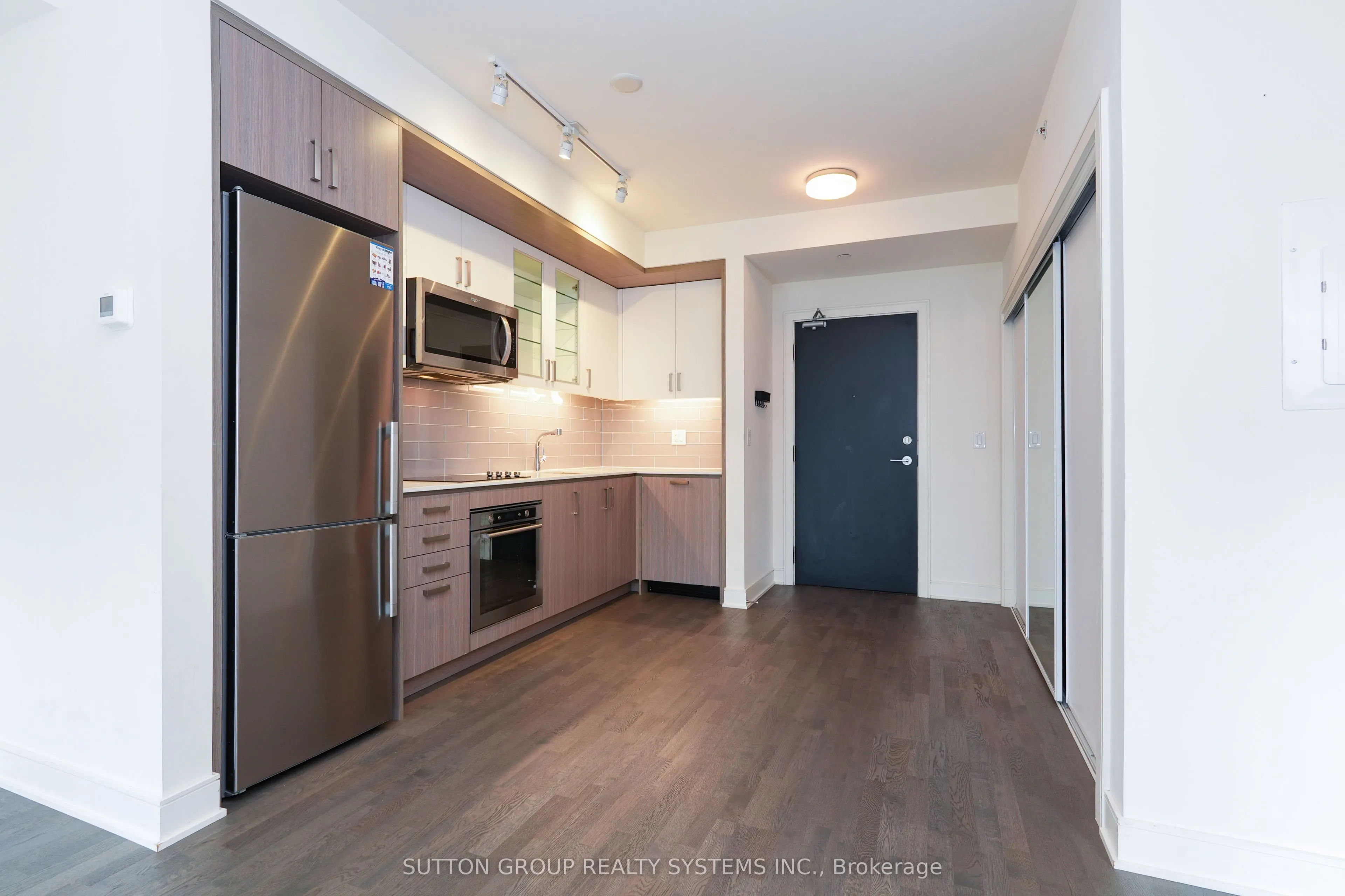 1575 Lakeshore Road, #357