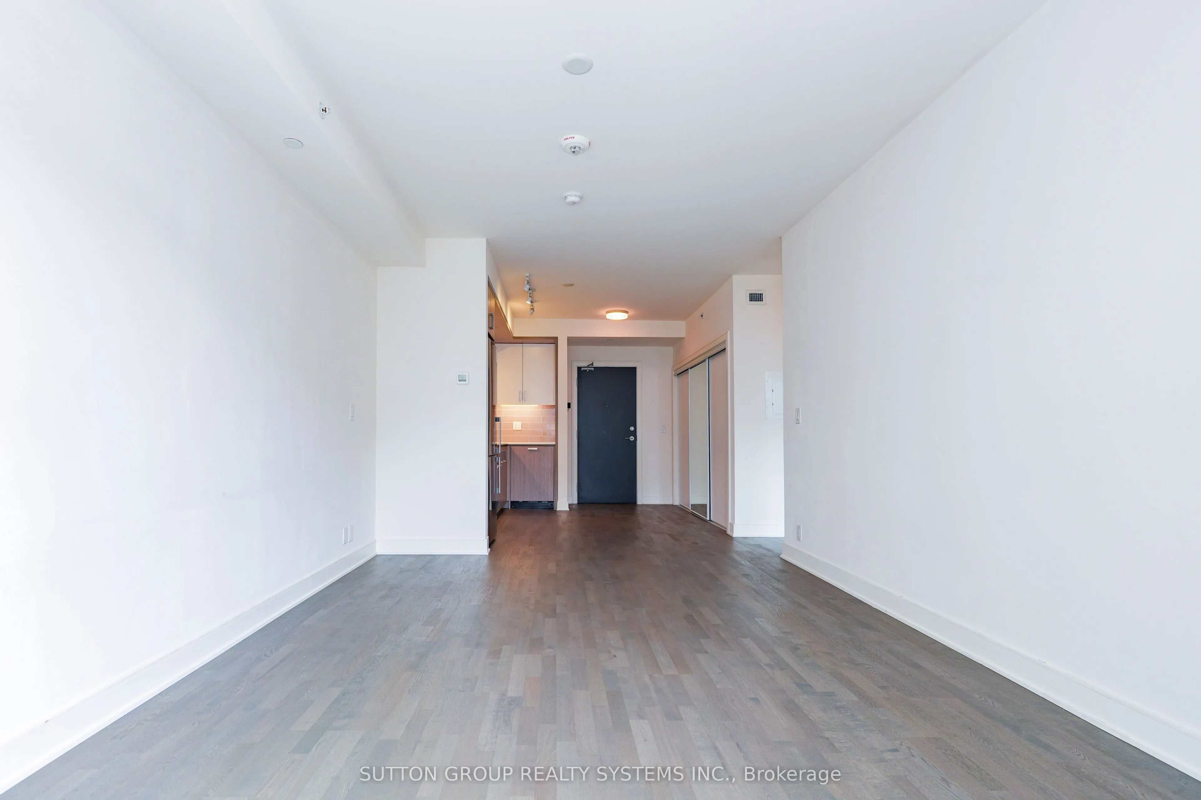 1575 Lakeshore Road, #357