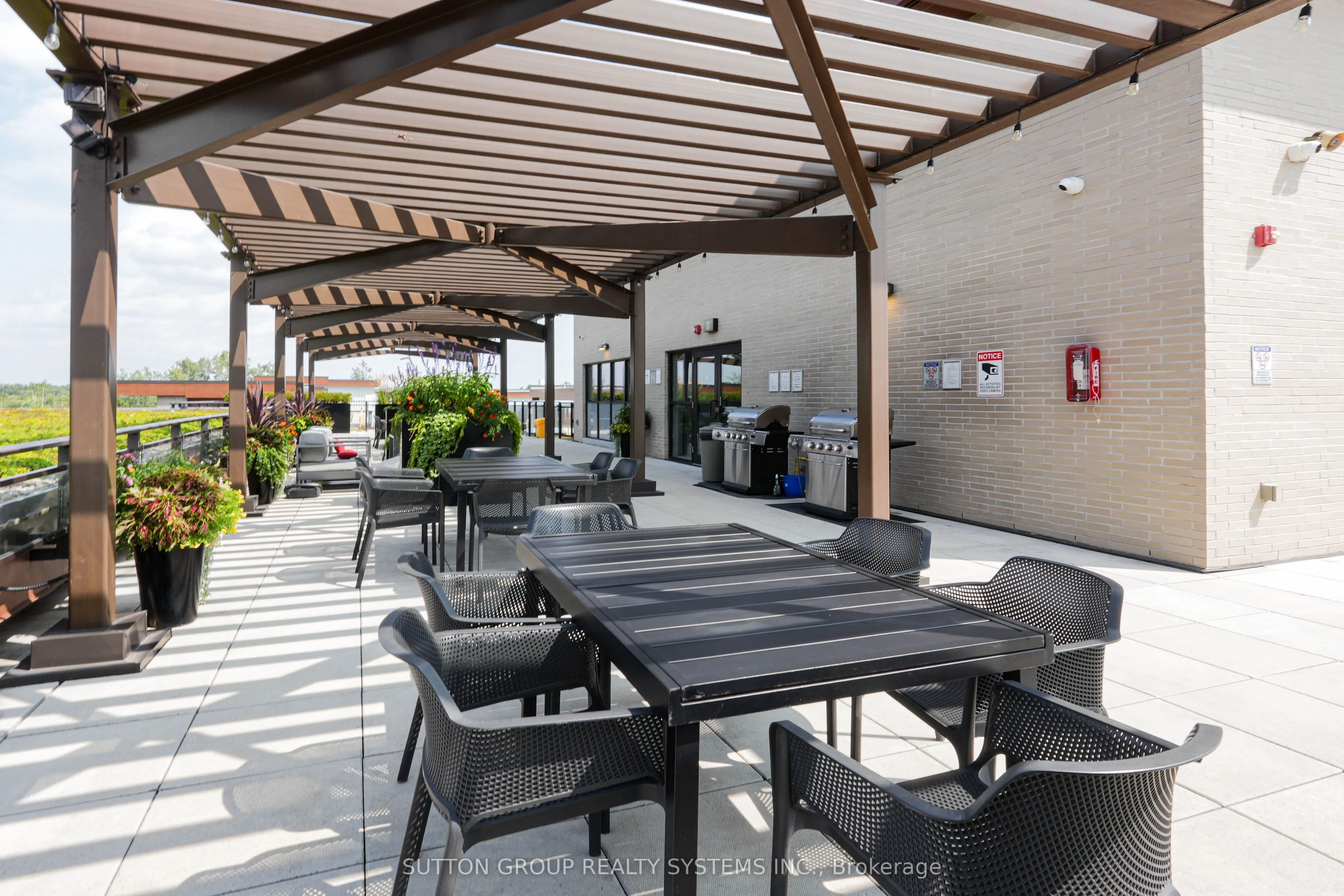 1575 Lakeshore Road, #357
