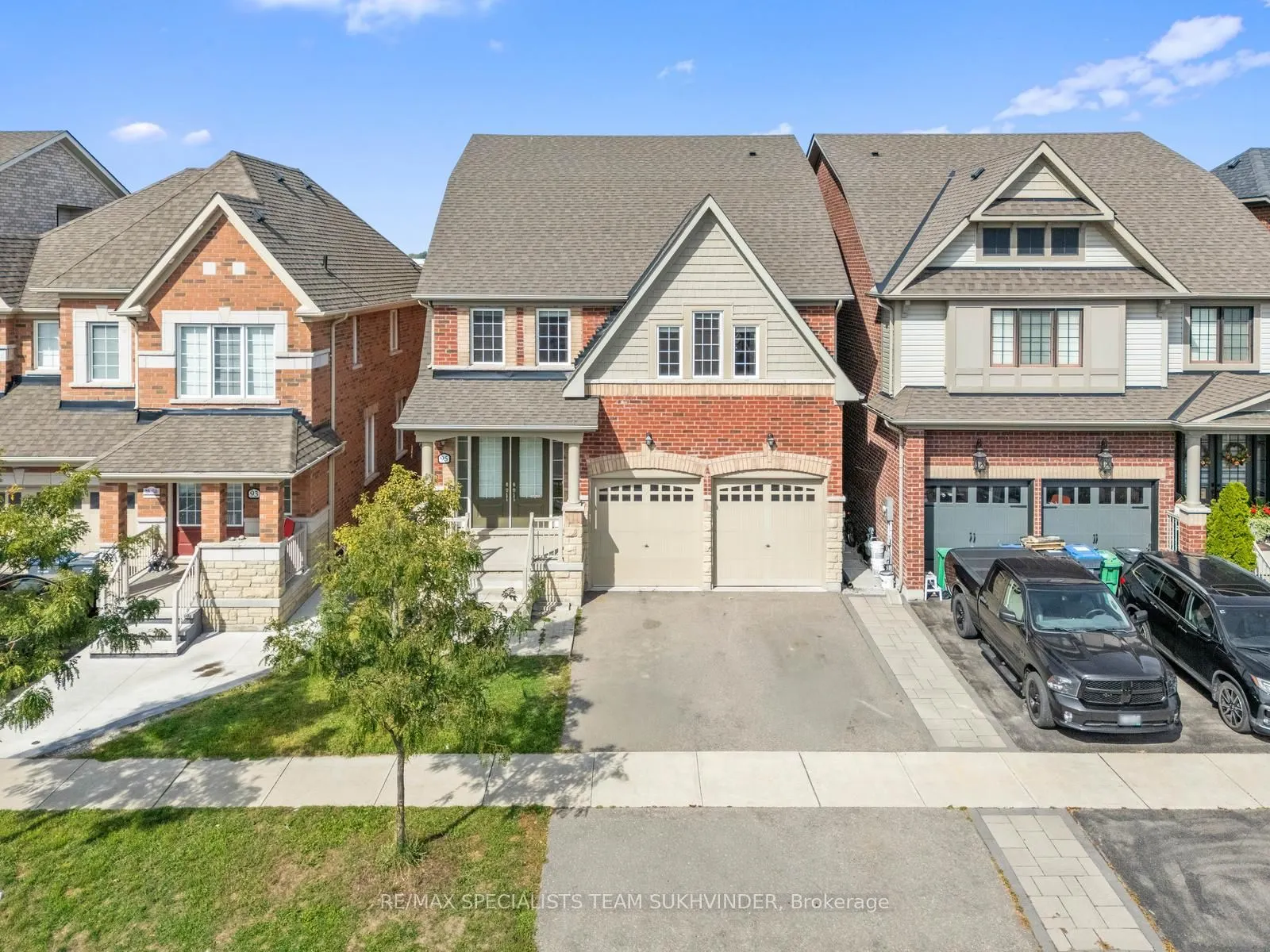 95 Bonnieglen Farm Boulevard