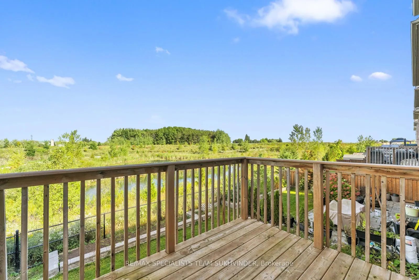 95 Bonnieglen Farm Boulevard