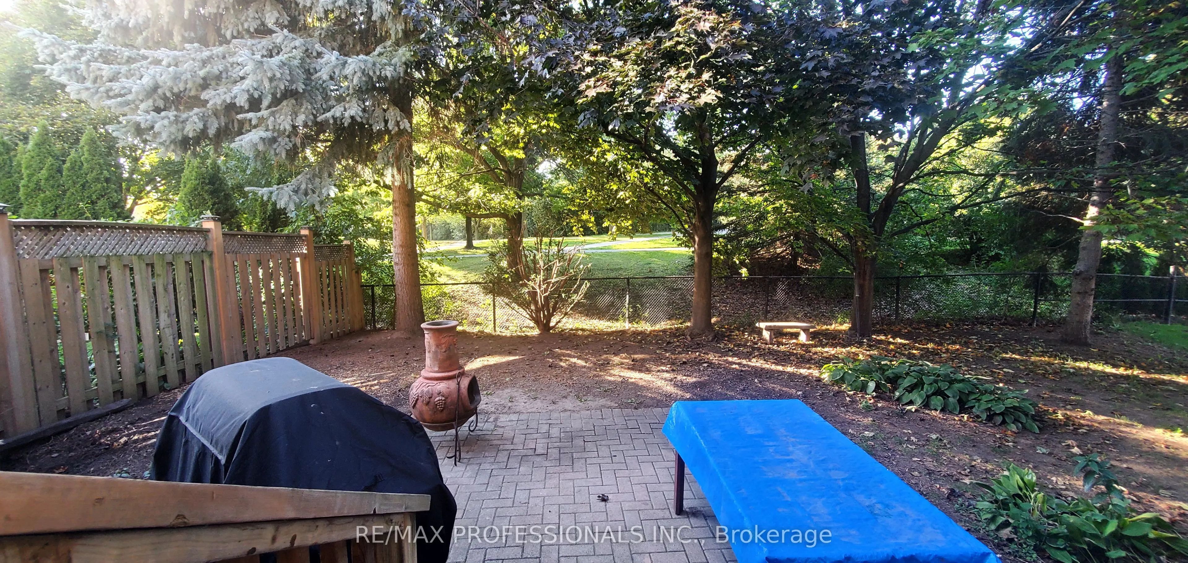2545 Addingham Crescent