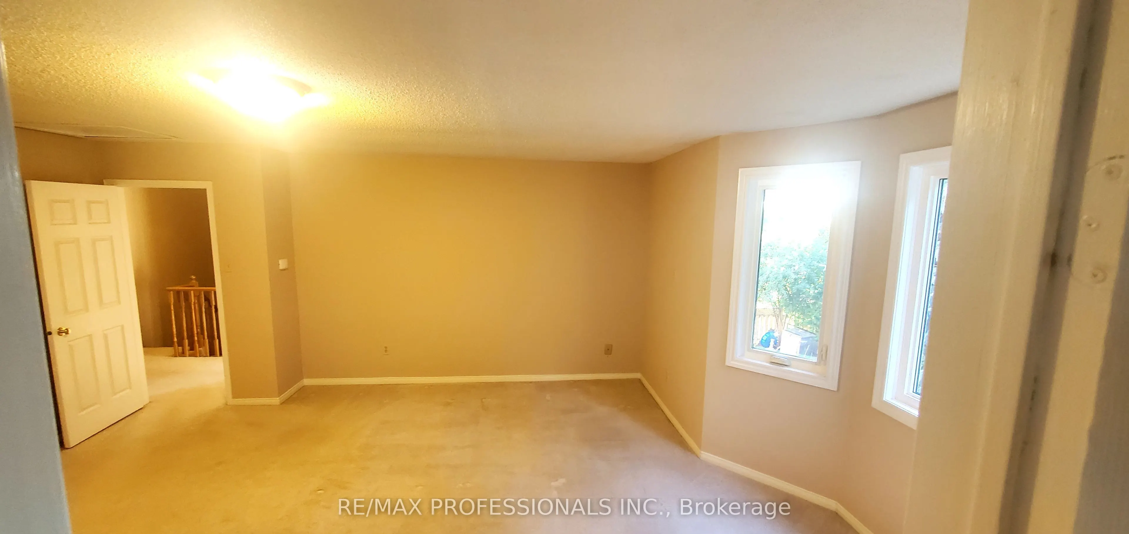 2545 Addingham Crescent