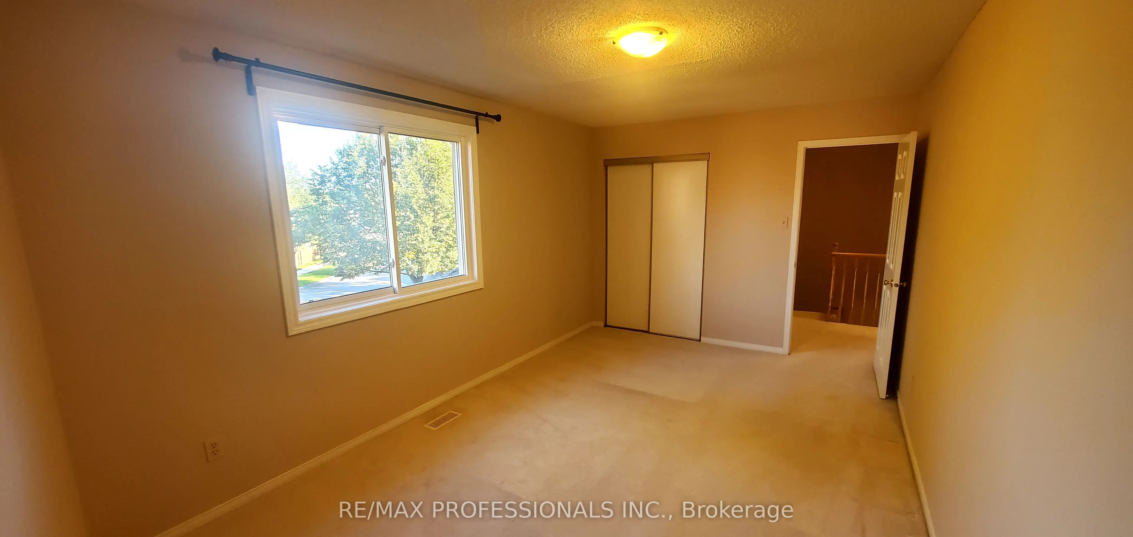 2545 Addingham Crescent
