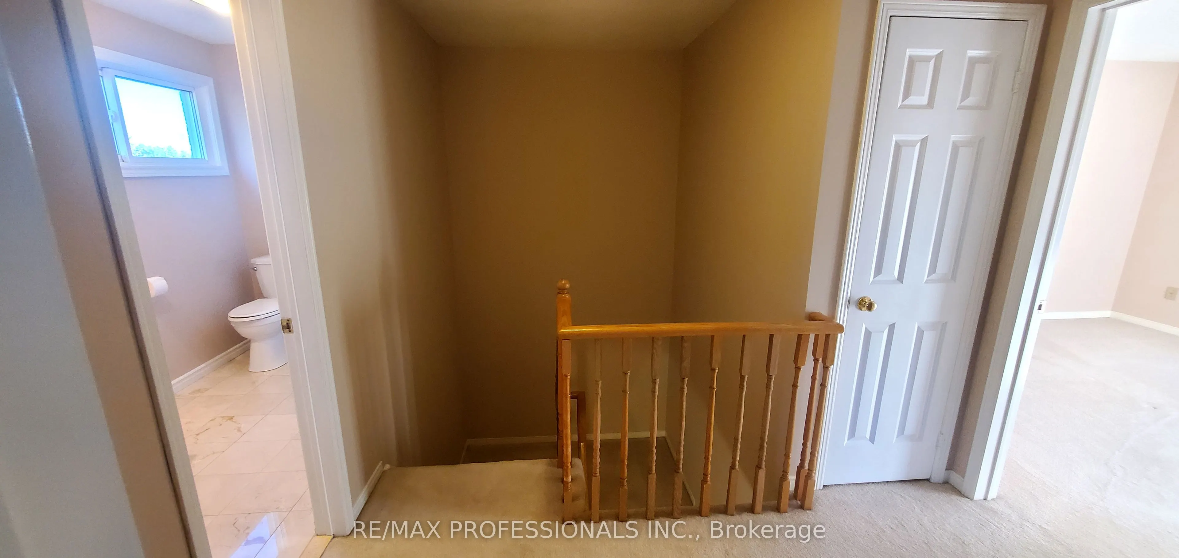 2545 Addingham Crescent