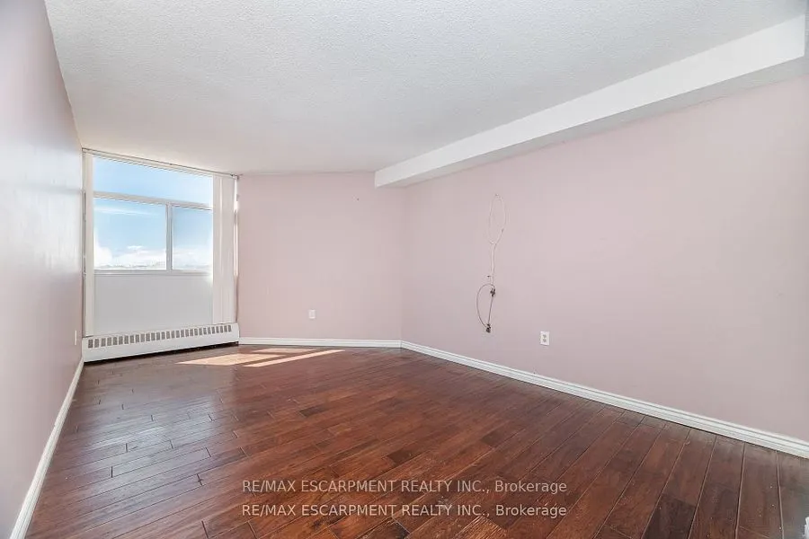 2301 Derry Road W, #707