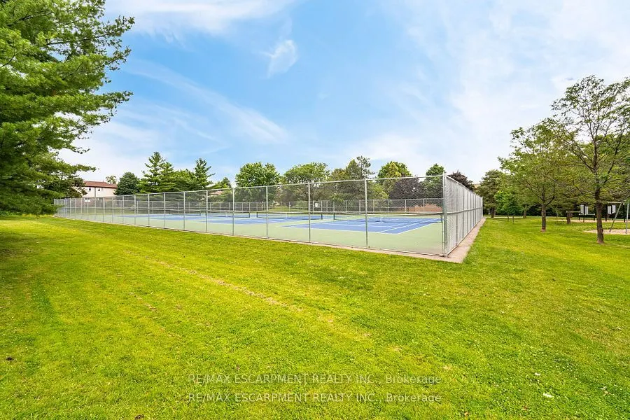 2301 Derry Road W, #707