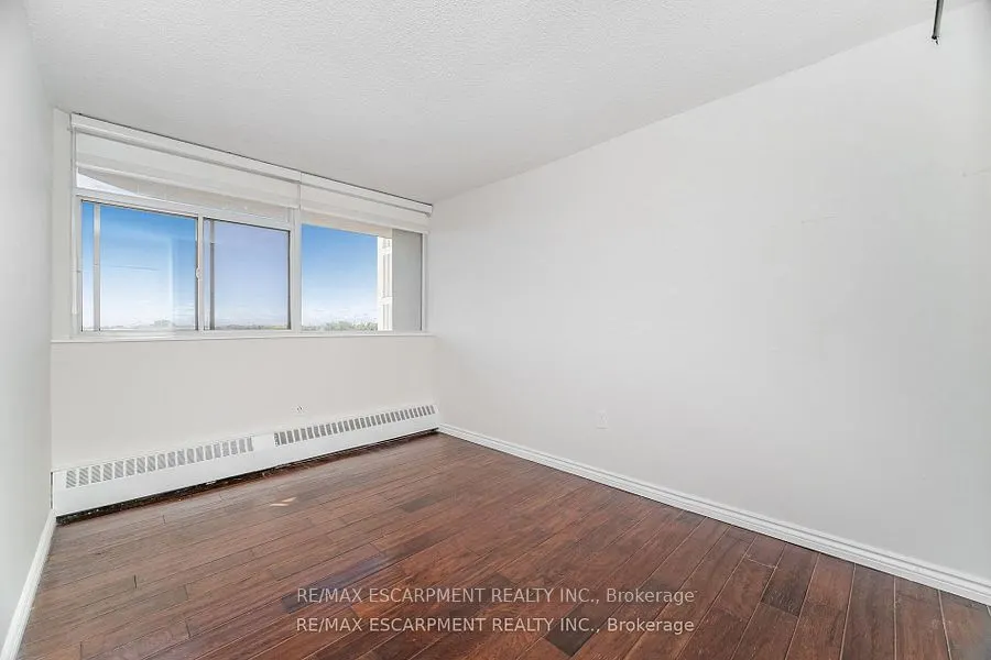 2301 Derry Road W, #707
