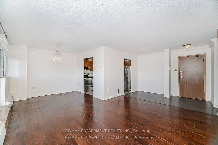 2301 Derry Road W, #707