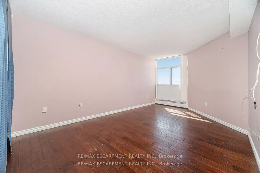 2301 Derry Road W, #707