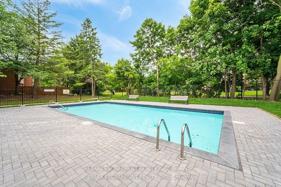 2301 Derry Road W, #707