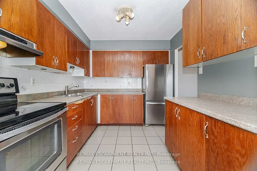 2301 Derry Road W, #707
