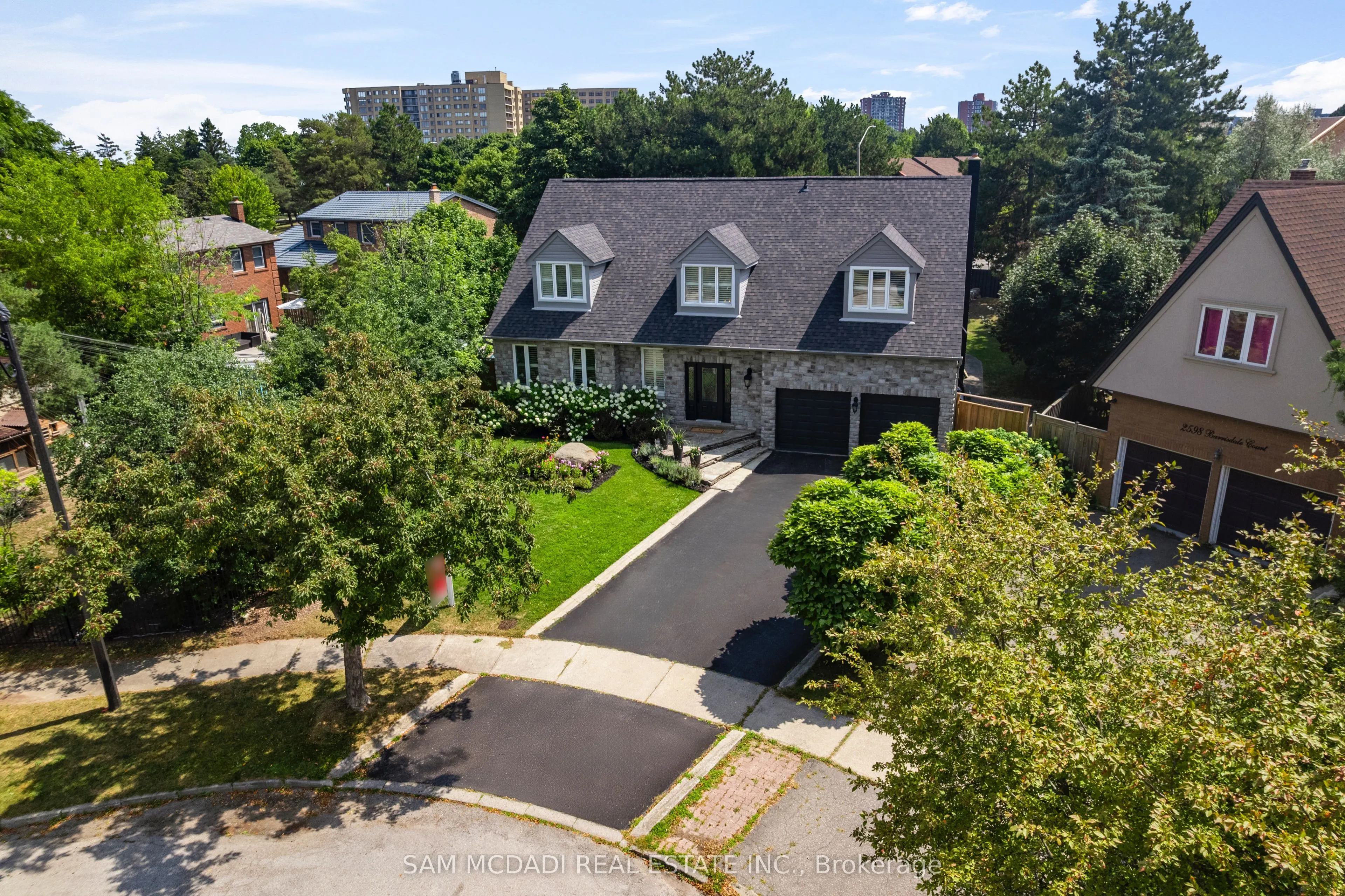 2592 Barrisdale Court