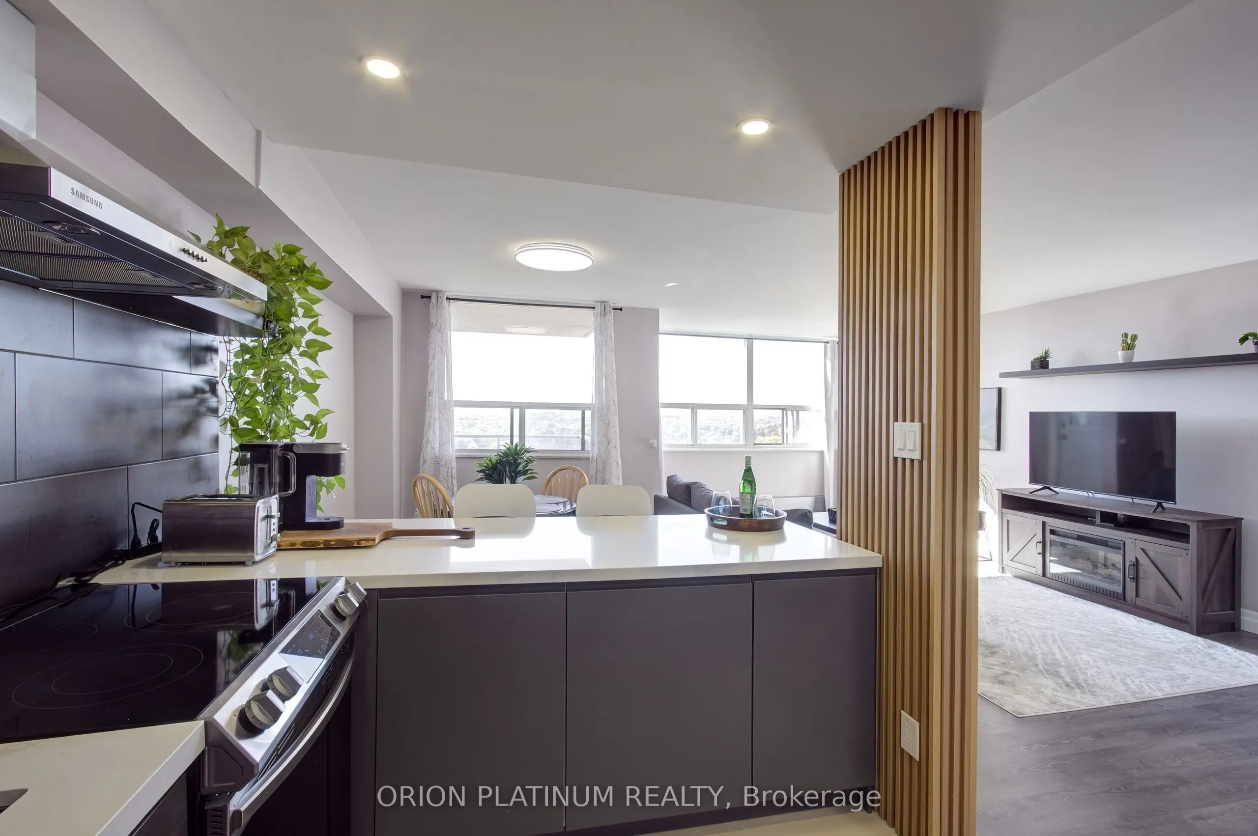 451 The West Mall, #1405