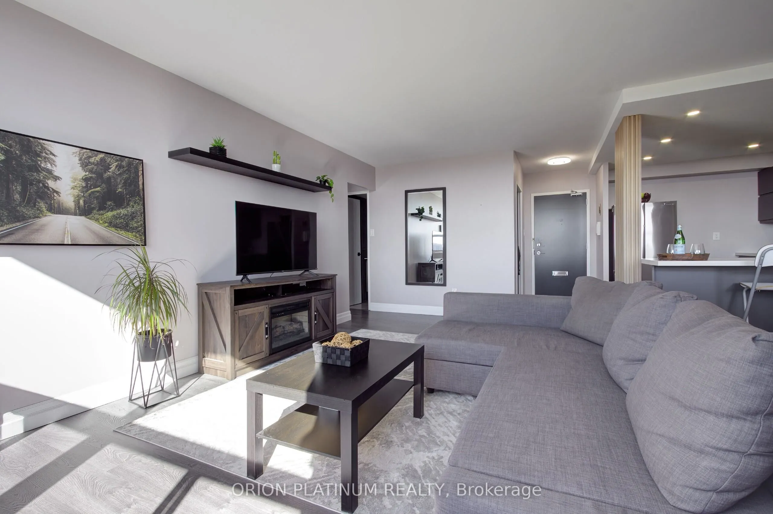 451 The West Mall, #1405