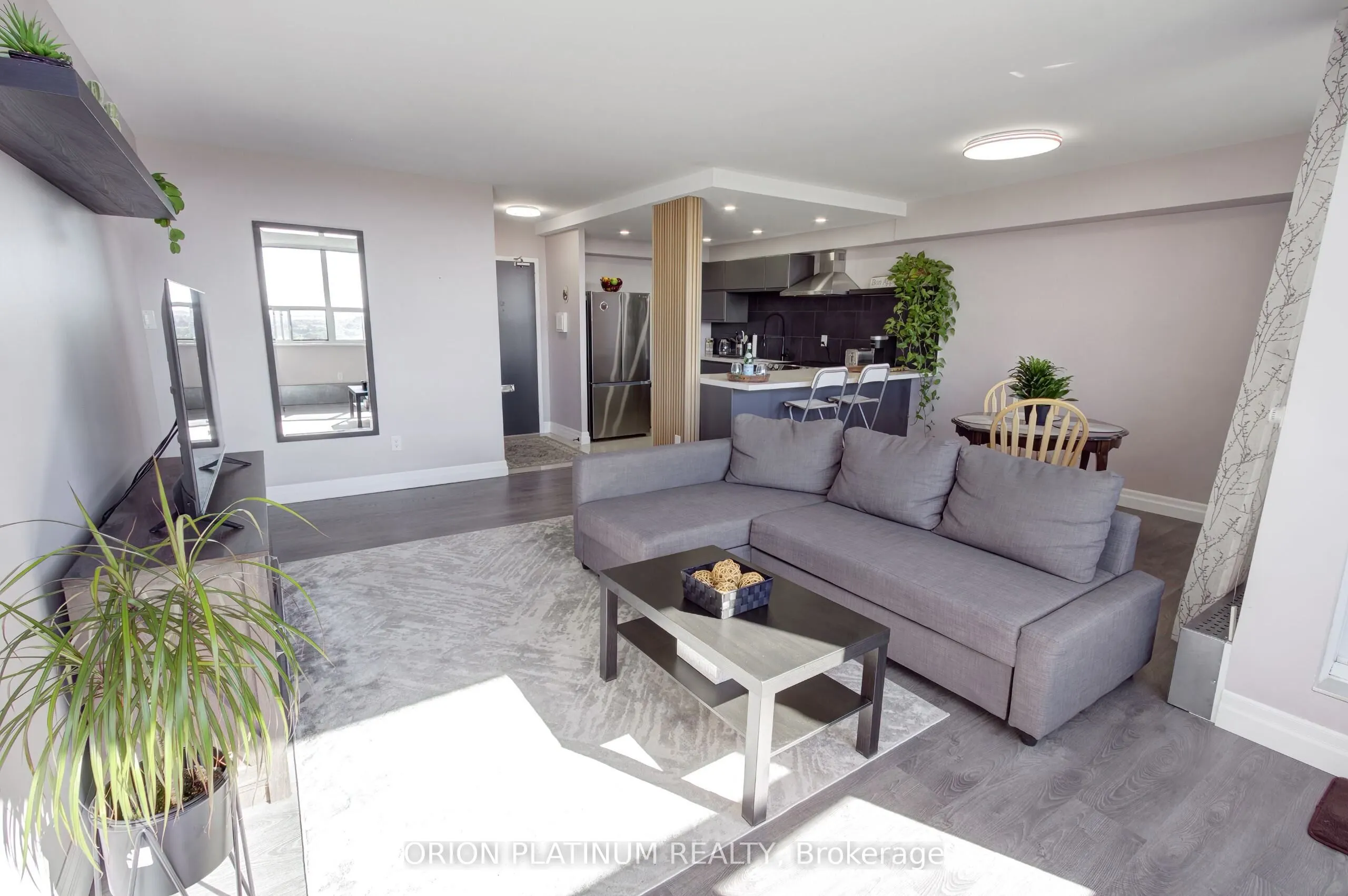 451 The West Mall, #1405