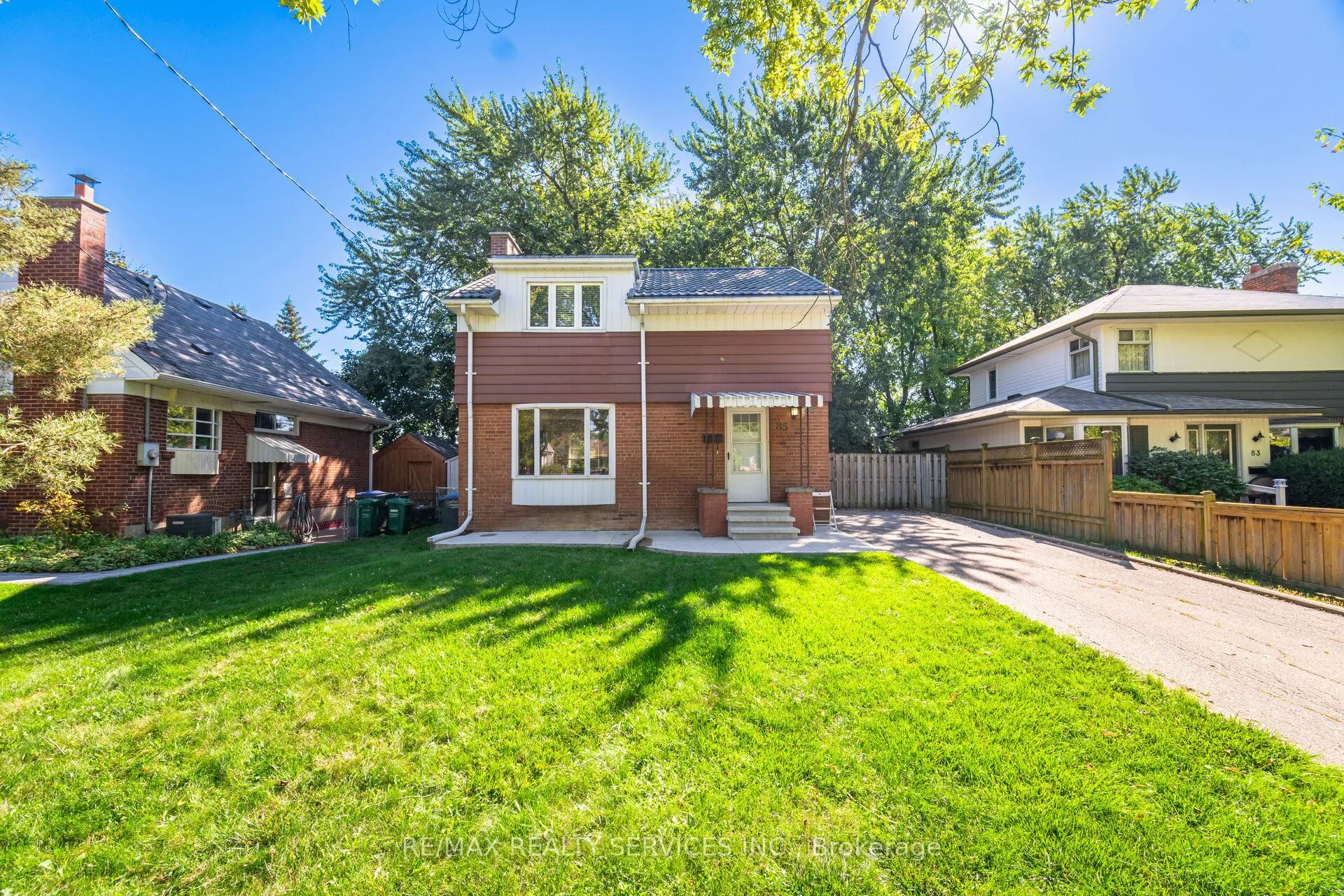 85 Eldomar Avenue