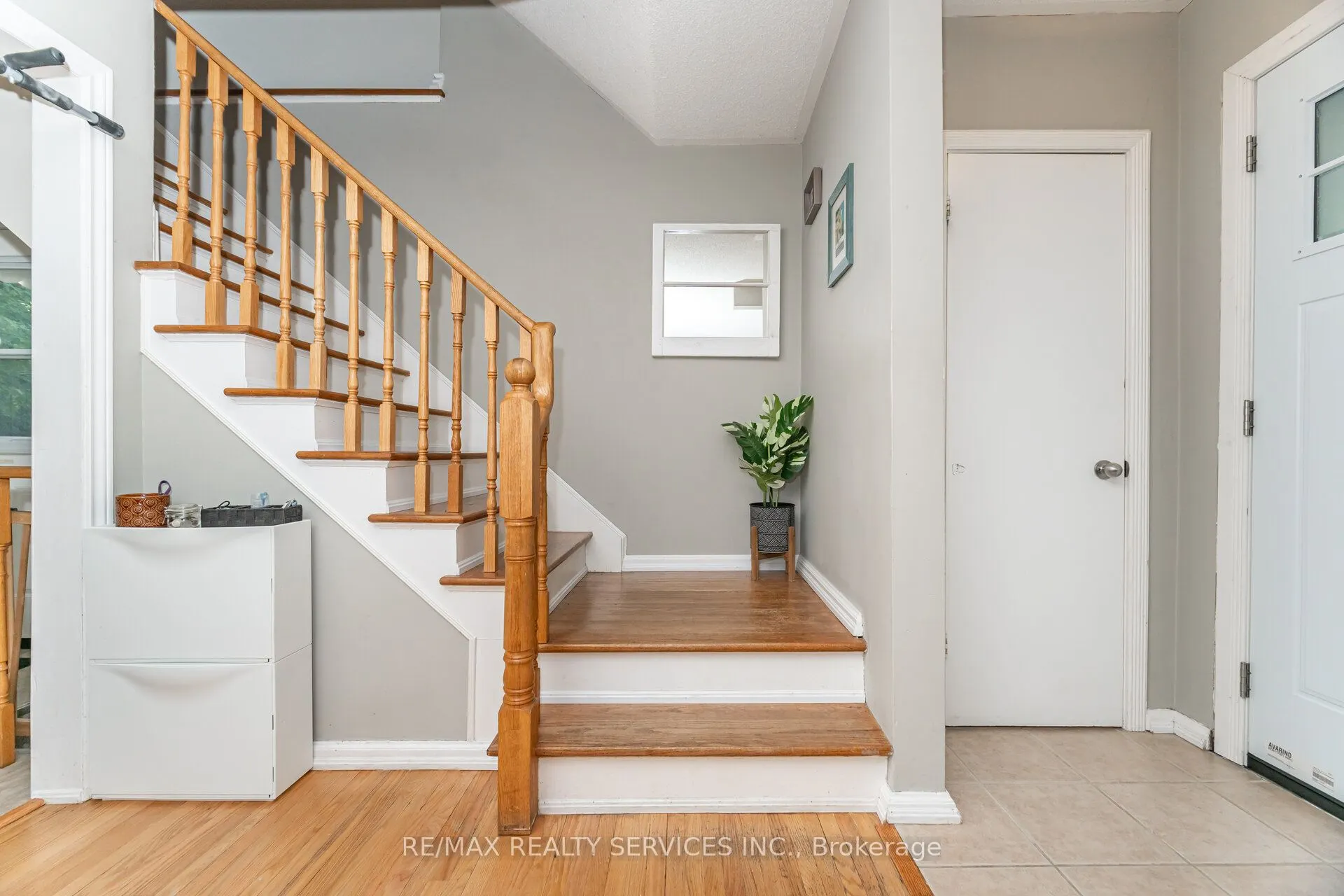 85 Eldomar Avenue