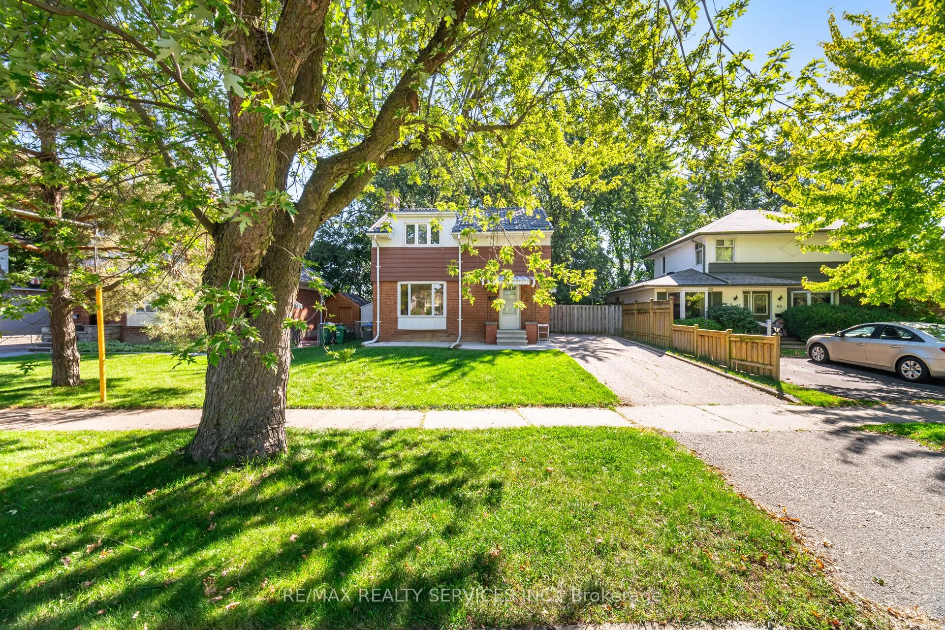 85 Eldomar Avenue