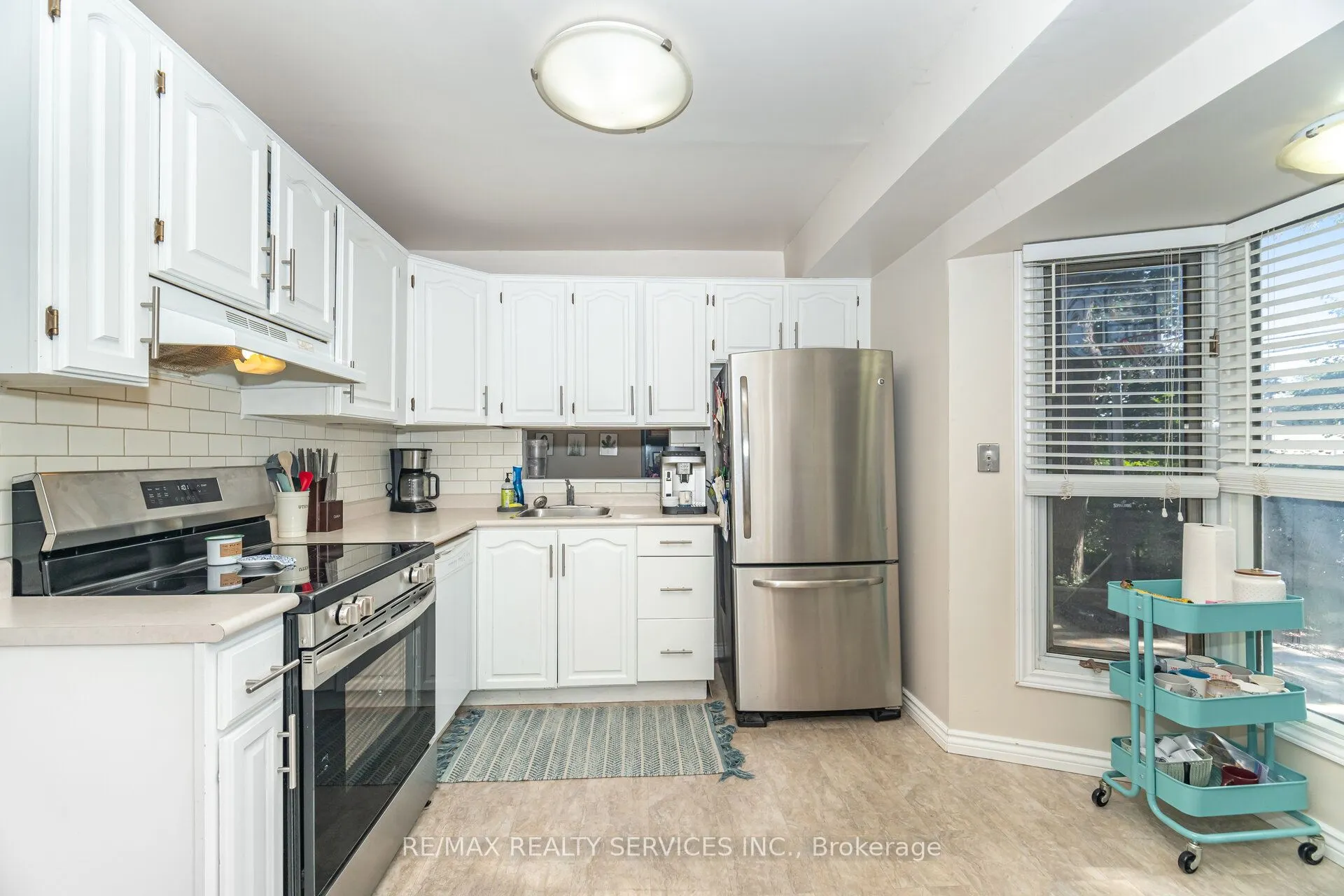 85 Eldomar Avenue