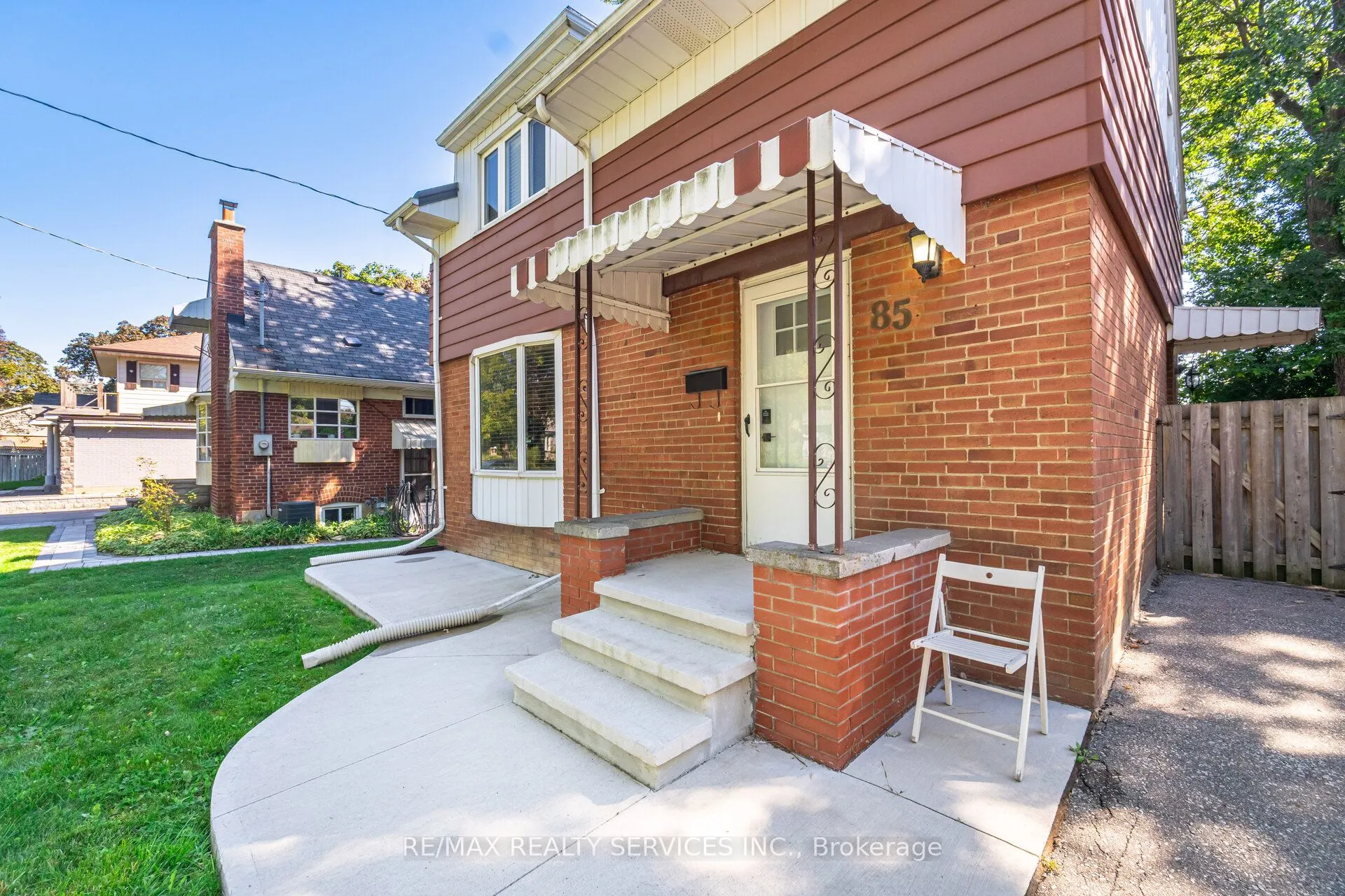 85 Eldomar Avenue
