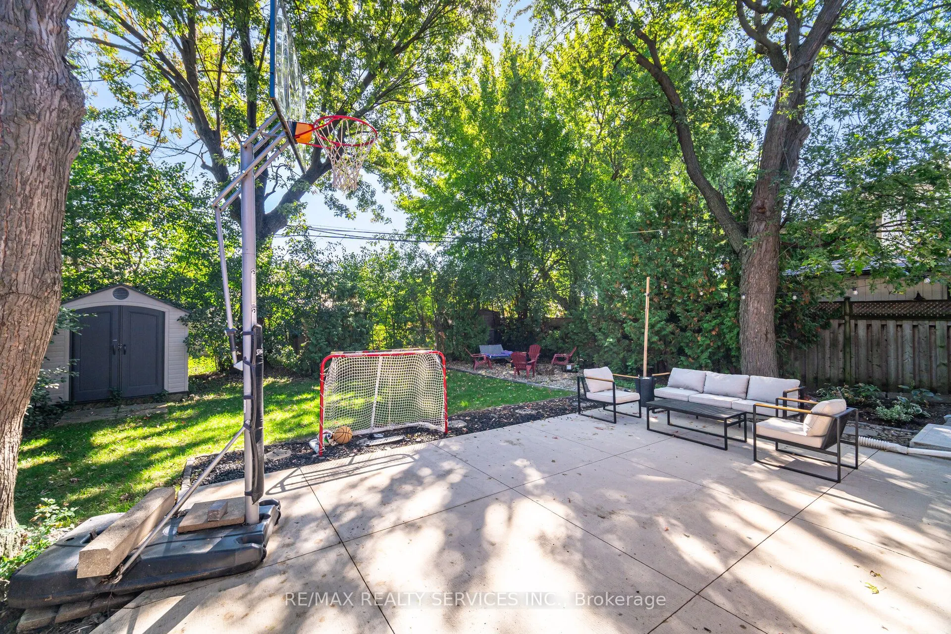 85 Eldomar Avenue