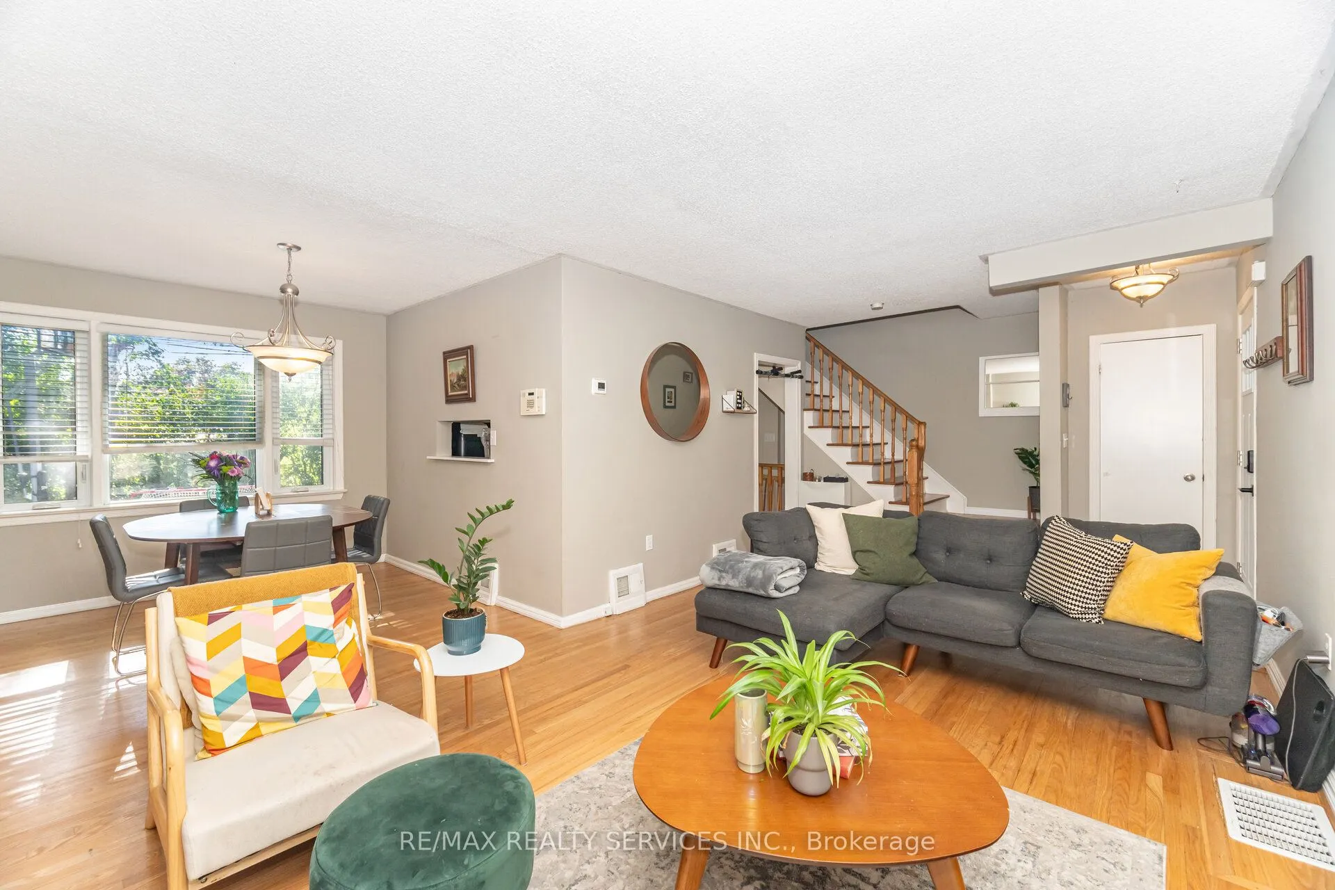 85 Eldomar Avenue