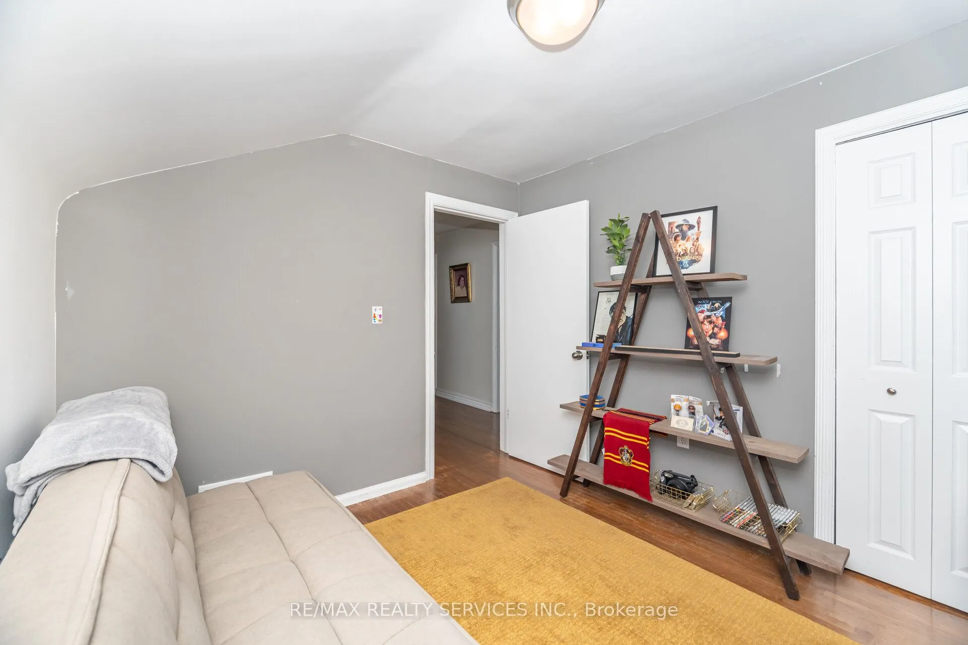 85 Eldomar Avenue