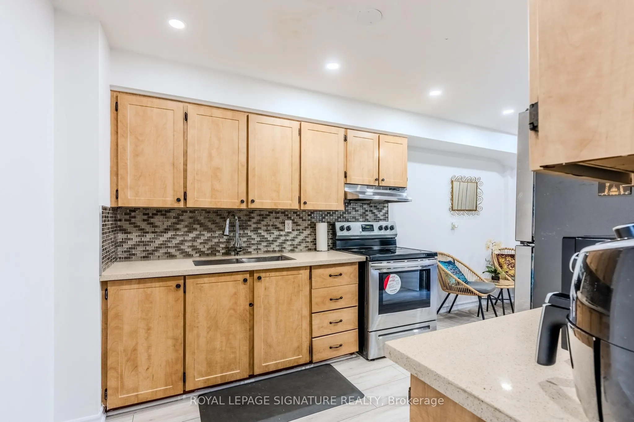 2170 Bromsgrove Road, #84