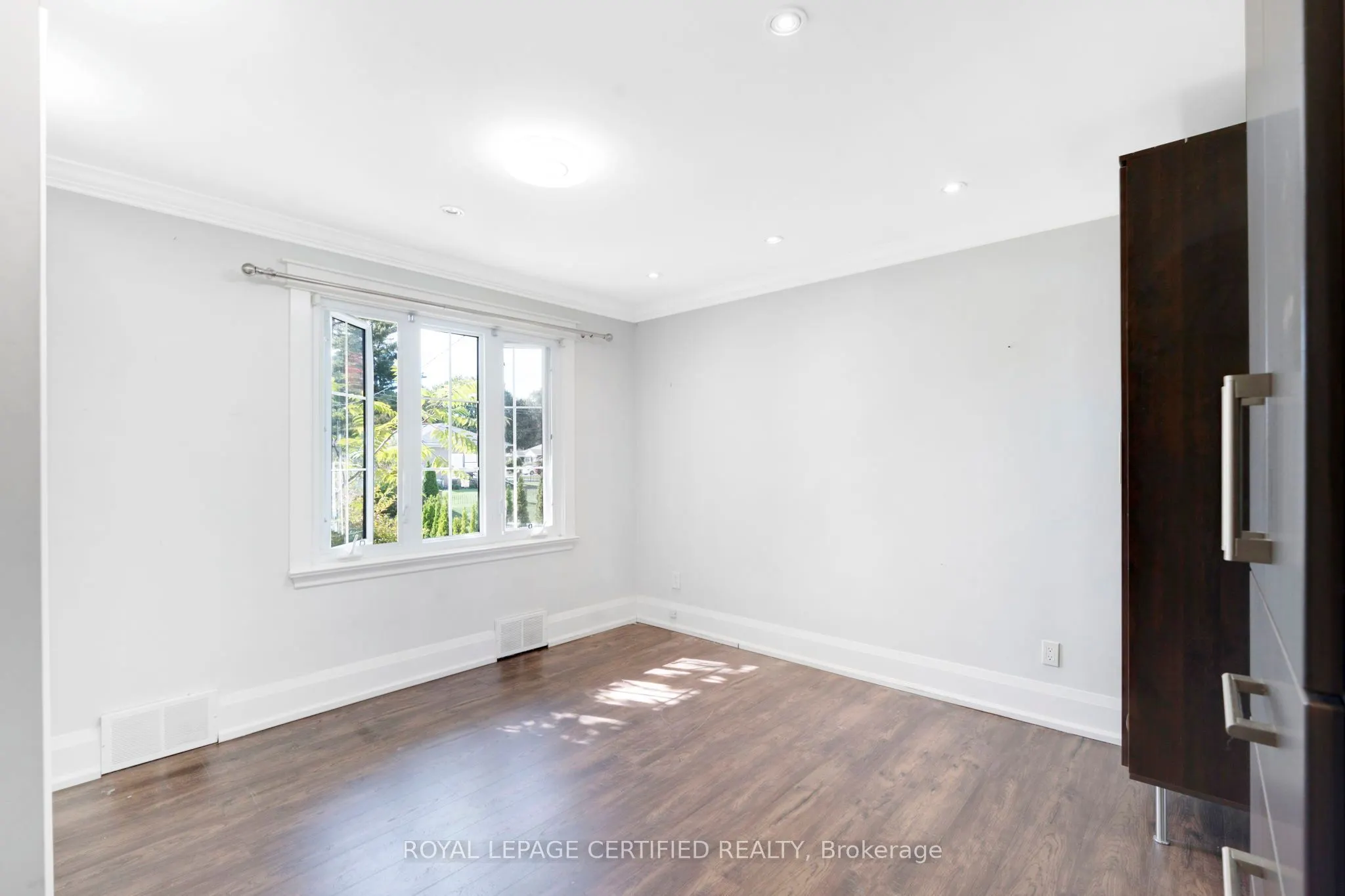231 Woodale Avenue