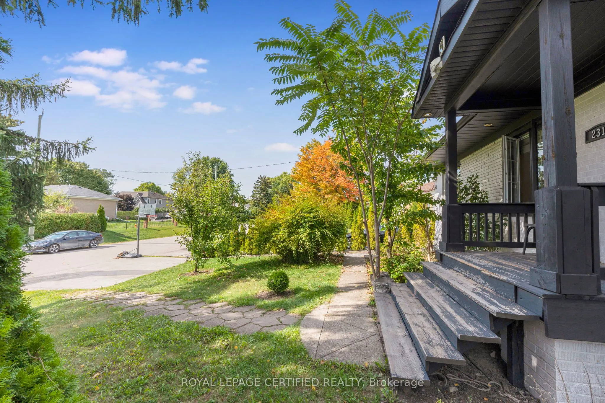 231 Woodale Avenue