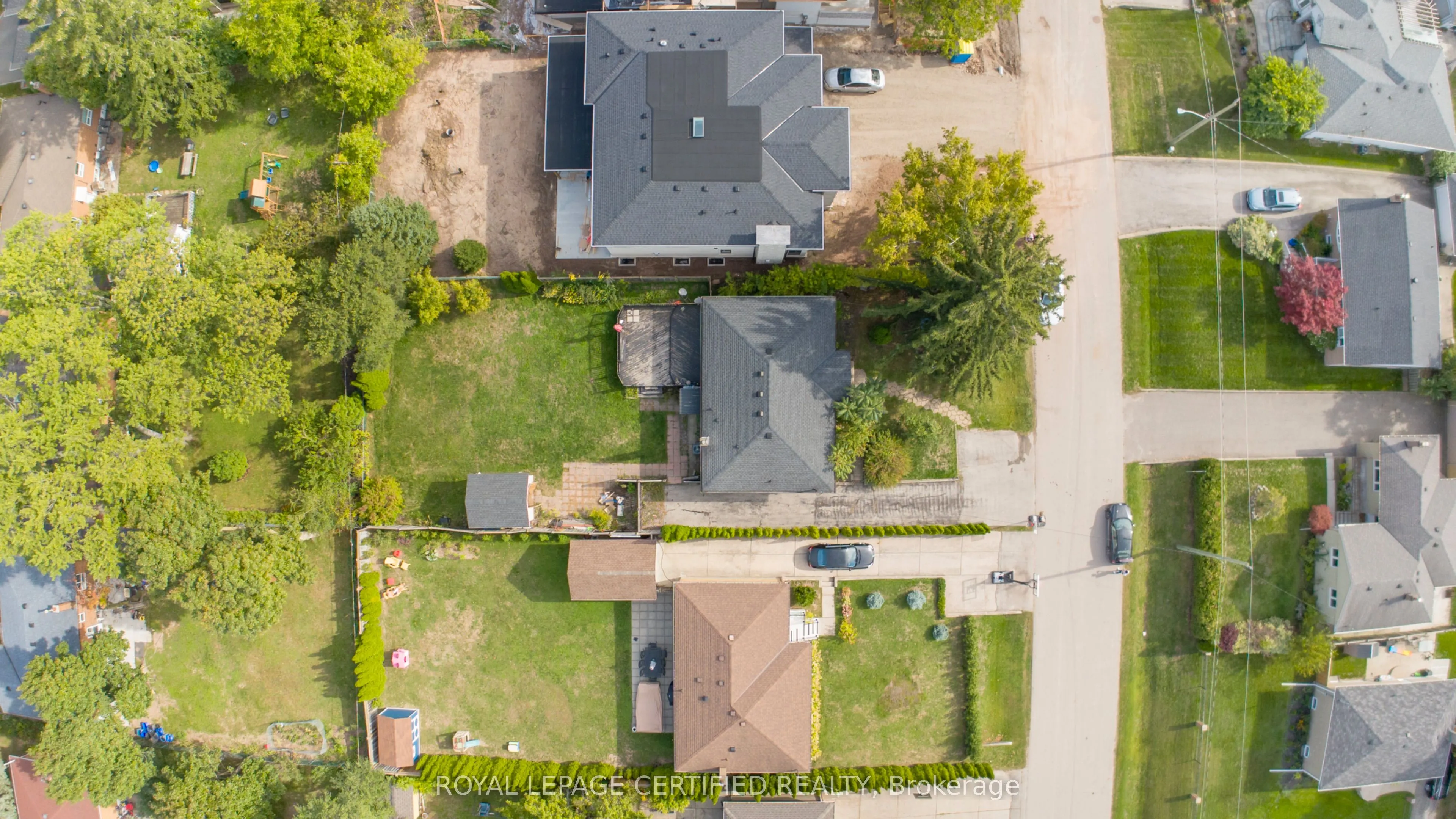 231 Woodale Avenue